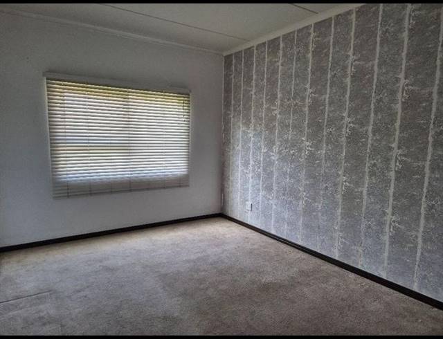 2 BEDROOM APARTMENT FOR SALE IN LILIANTON